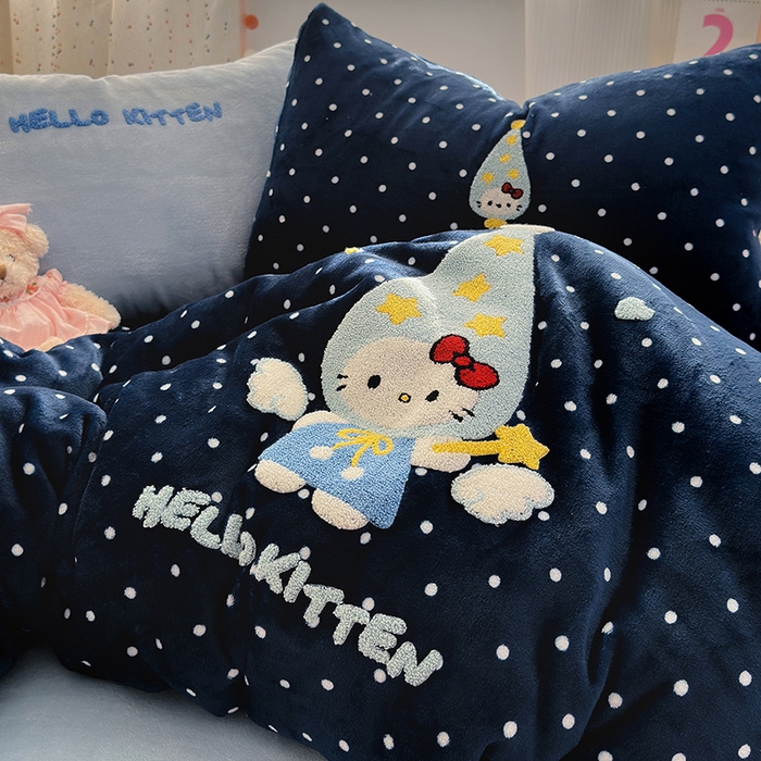 91家纺网 家纺一手货源 找家纺 星禾优选 2025新款高克重牛奶绒毛巾绣四件套 礼帽小猫