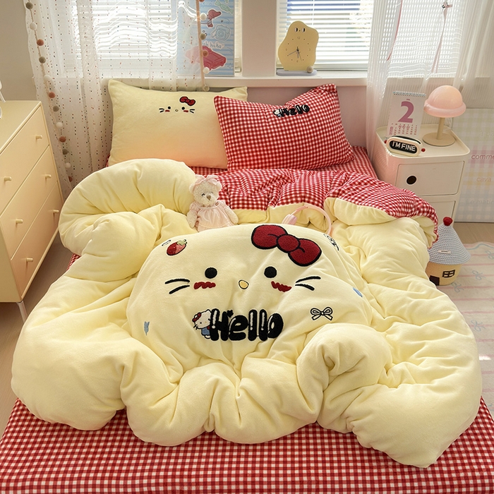 91家纺网 家纺一手货源 找家纺 星禾优选 2025新款高克重牛奶绒毛巾绣四件套 没脸猫