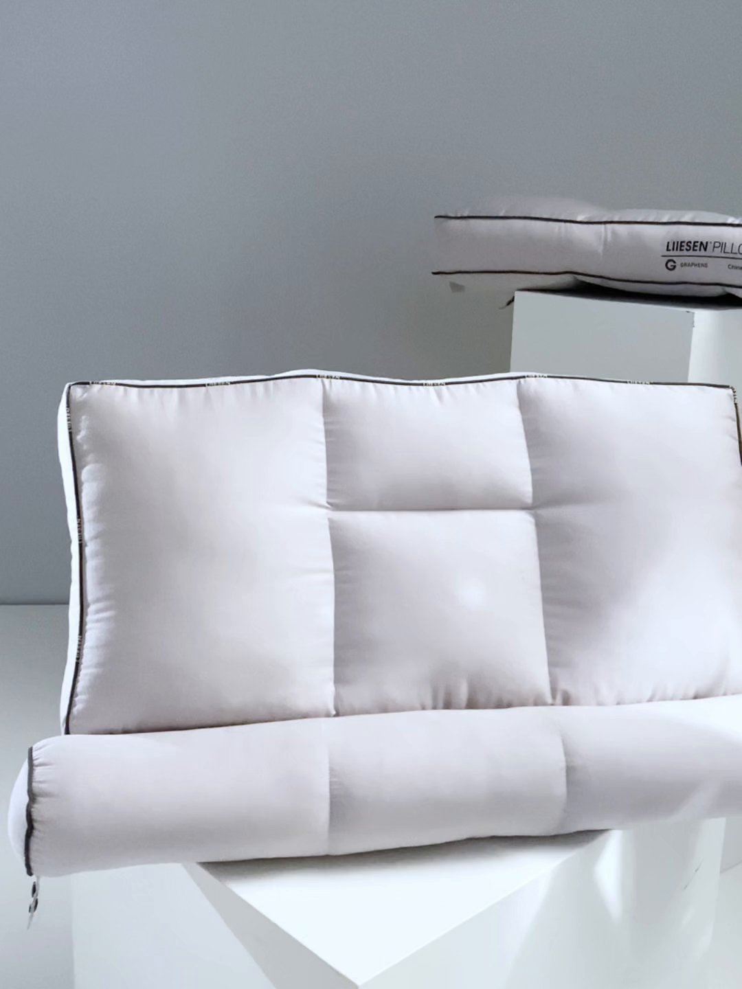 91家纺网 家纺一手货源 找家纺 （总）丽笙被芯 2025新款石墨烯多功能分区牵引护颈枕-中枕 枕头枕芯