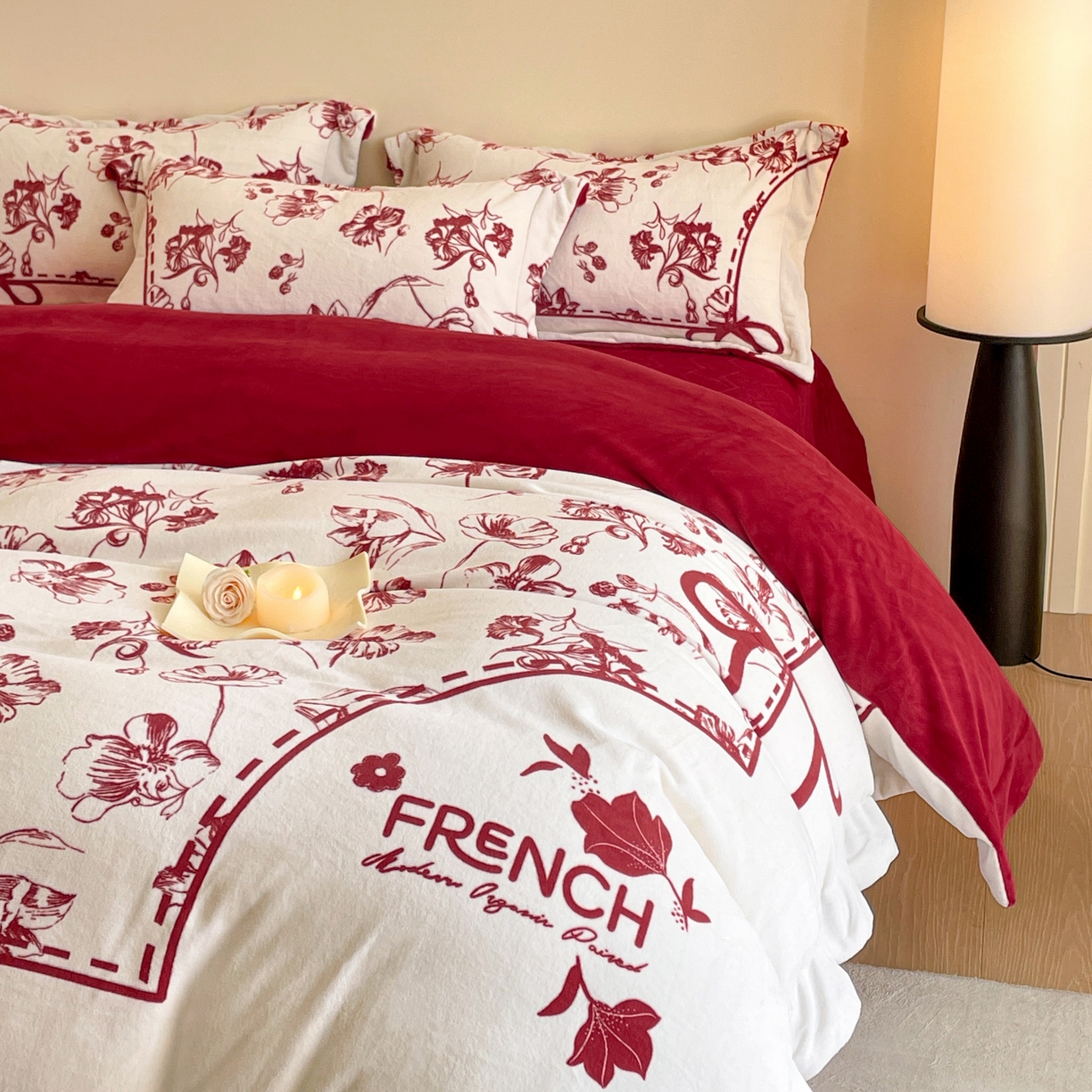 91家纺网 家纺一手货源 找家纺 新方向 2025新款全消光A类数码印花牛奶绒四件套-如梦 如梦-洋酒红