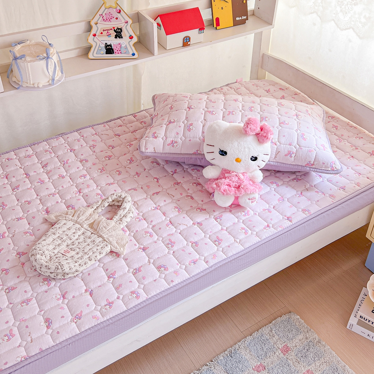 91家纺网 家纺一手货源 找家纺 星禾优选 2025新款三丽鸥云感双层纱夹棉床笠系列 床笠款-糯叽美乐蒂