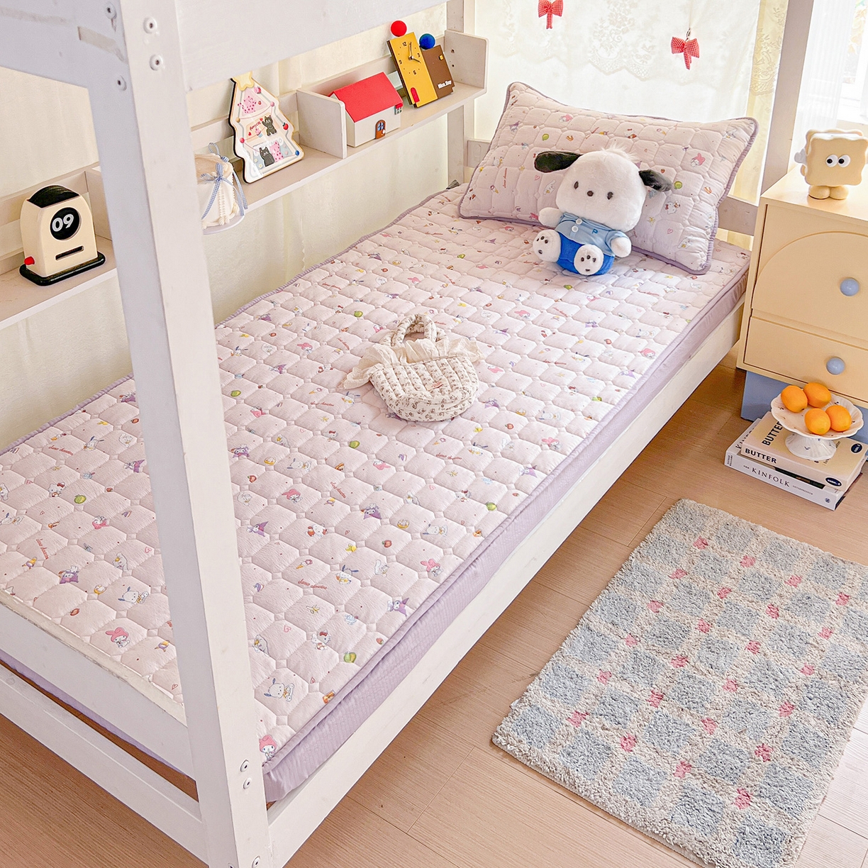 91家纺网 家纺一手货源 找家纺 星禾优选 2025新款三丽鸥云感双层纱夹棉床笠系列 床笠款-丽鸥星球