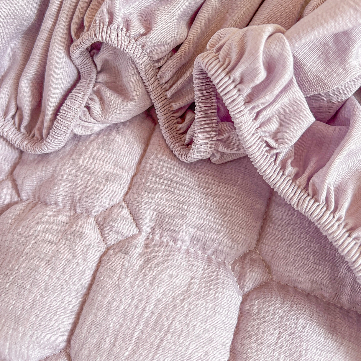 91家纺网 家纺一手货源 找家纺 星禾优选 2025新款三丽鸥云感双层纱夹棉床笠系列 床笠款-丽鸥星球