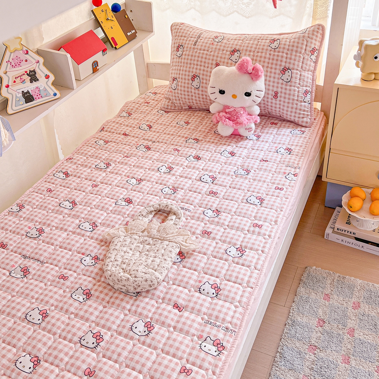 91家纺网 家纺一手货源 找家纺 星禾优选 2025新款三丽鸥云感双层纱夹棉床笠系列 床笠款-胡须粉kt