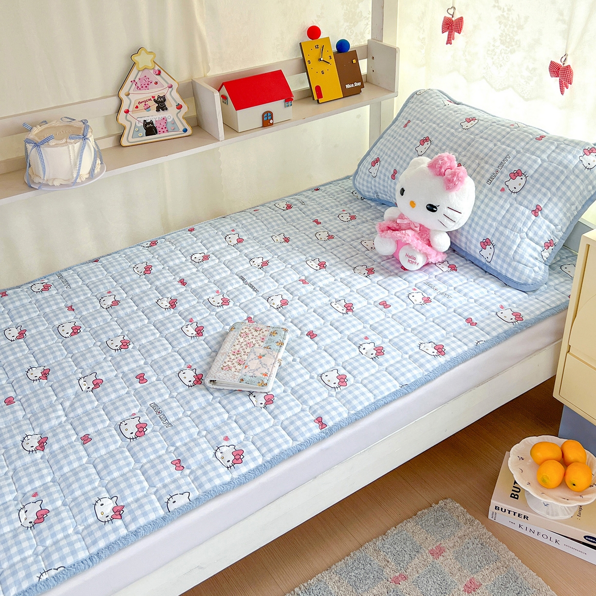 91家纺网 家纺一手货源 找家纺 星禾优选 2025新款三丽鸥云感双层纱牛奶绒夹棉床垫平铺款 平铺款-胡须蓝kt