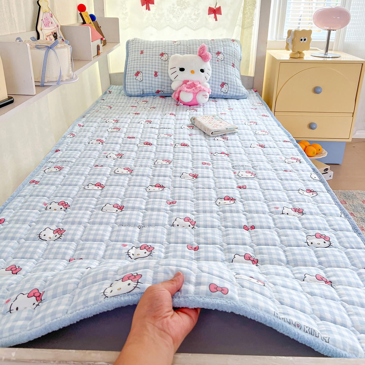 星禾优选 2025新款三丽鸥云感双层纱牛奶绒夹棉床垫平铺款 平铺款-胡须蓝kt