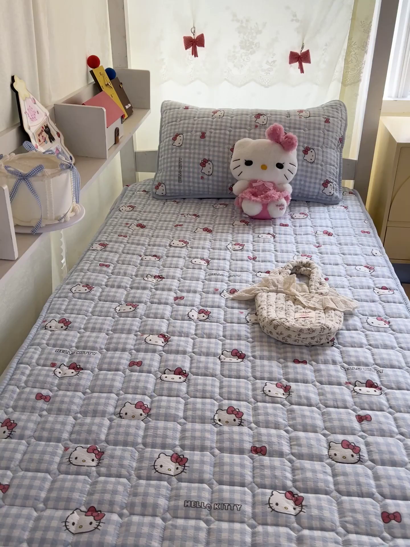 91家纺网 家纺一手货源 找家纺 星禾优选 2025新款三丽鸥云感双层纱夹棉床笠系列 床笠款-胡须蓝kt