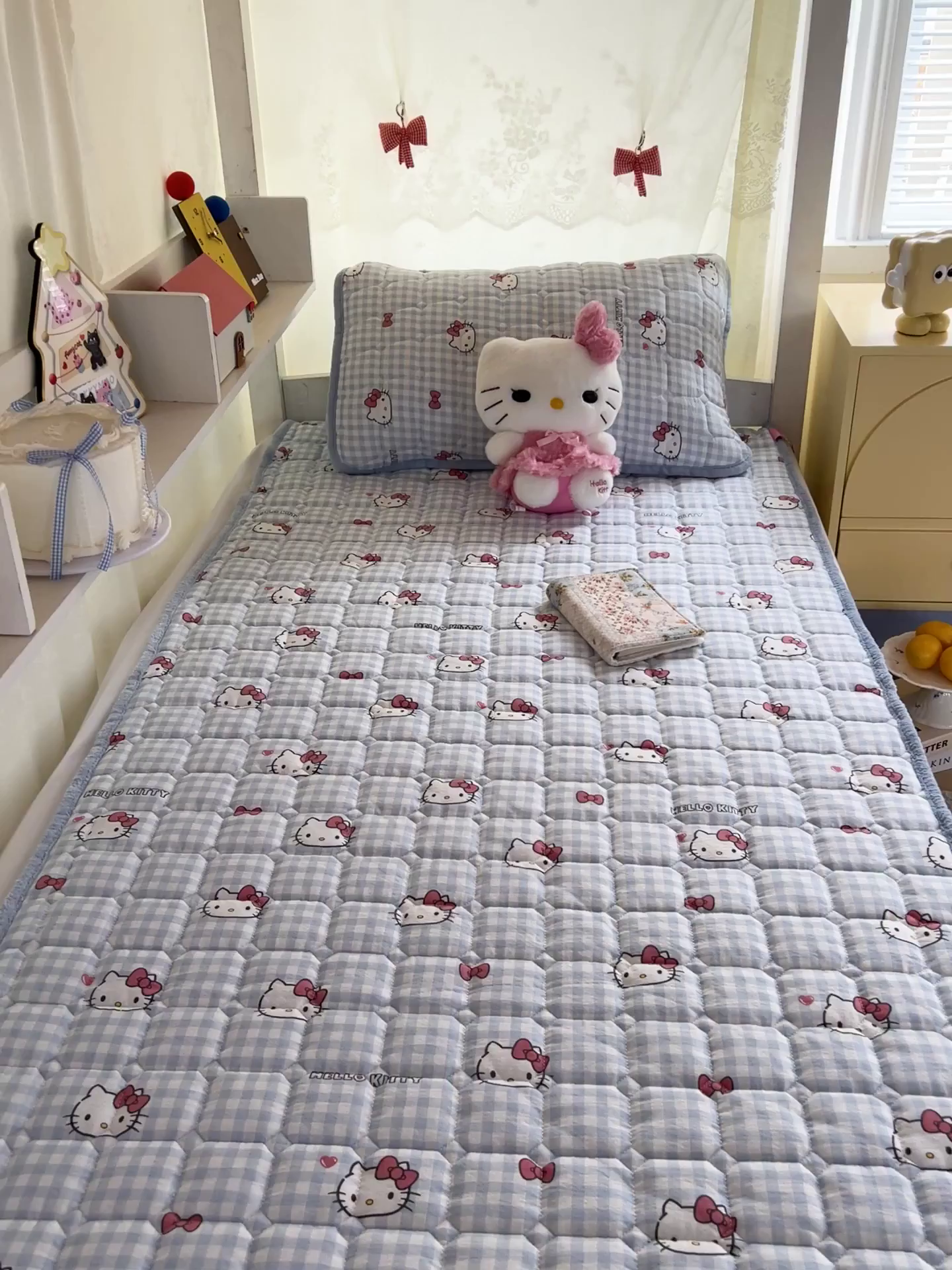 91家纺网 家纺一手货源 找家纺 星禾优选 2025新款三丽鸥云感双层纱牛奶绒夹棉床垫平铺款 平铺款-胡须蓝kt