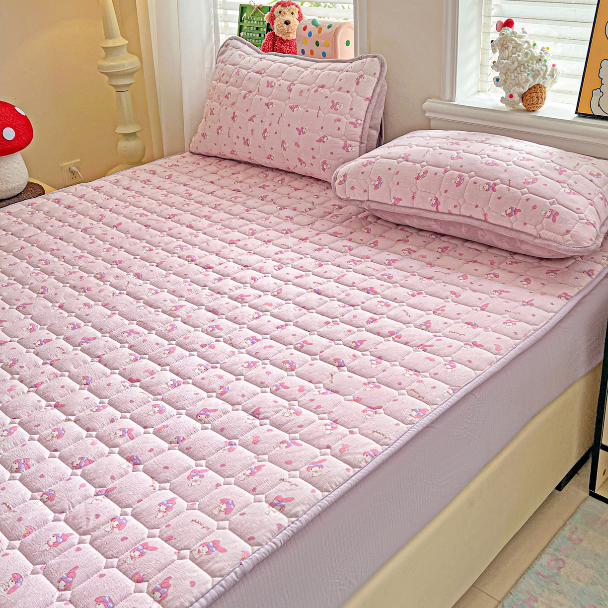 91家纺网 家纺一手货源 找家纺 星禾优选 2025新款三丽鸥云感双层纱夹棉床笠系列-大床款 床笠款-糯叽美乐蒂