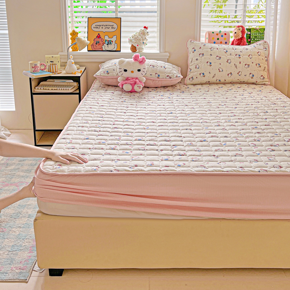 91家纺网 家纺一手货源 找家纺 星禾优选 2025新款三丽鸥云感双层纱夹棉床笠系列-大床款 床笠款-凯蒂与熊