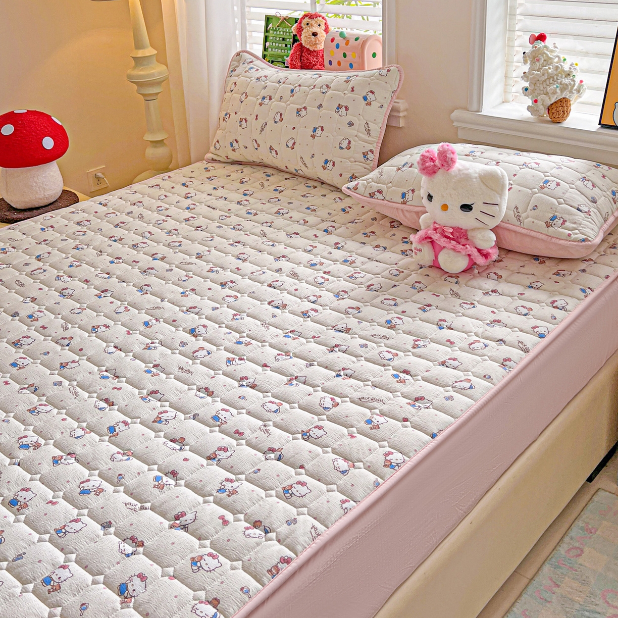 91家纺网 家纺一手货源 找家纺 星禾优选 2025新款三丽鸥云感双层纱夹棉床笠系列-大床款 床笠款-凯蒂与熊