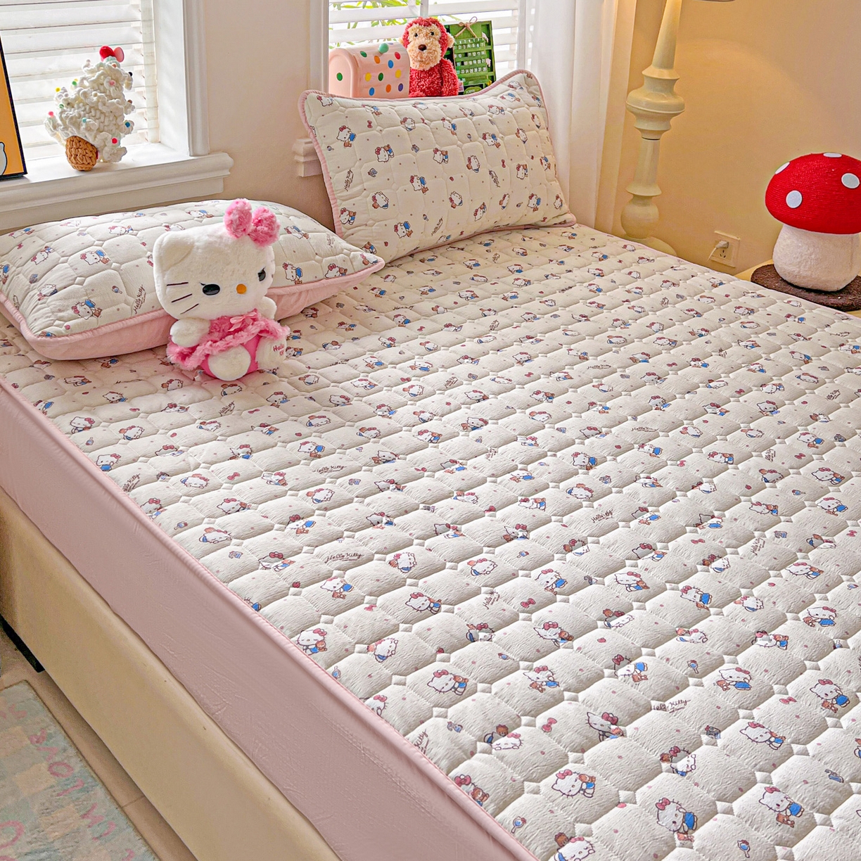 91家纺网 家纺一手货源 找家纺 星禾优选 2025新款三丽鸥云感双层纱夹棉床笠系列-大床款 床笠款-凯蒂与熊