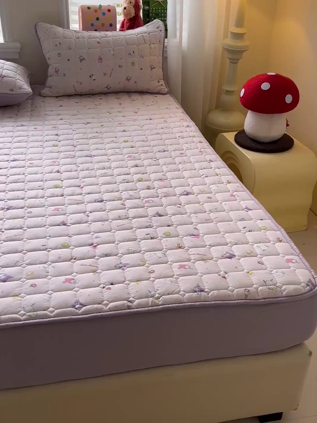 91家纺网 家纺一手货源 找家纺 星禾优选 2025新款三丽鸥云感双层纱夹棉床笠系列-大床款 床笠款-丽鸥星球