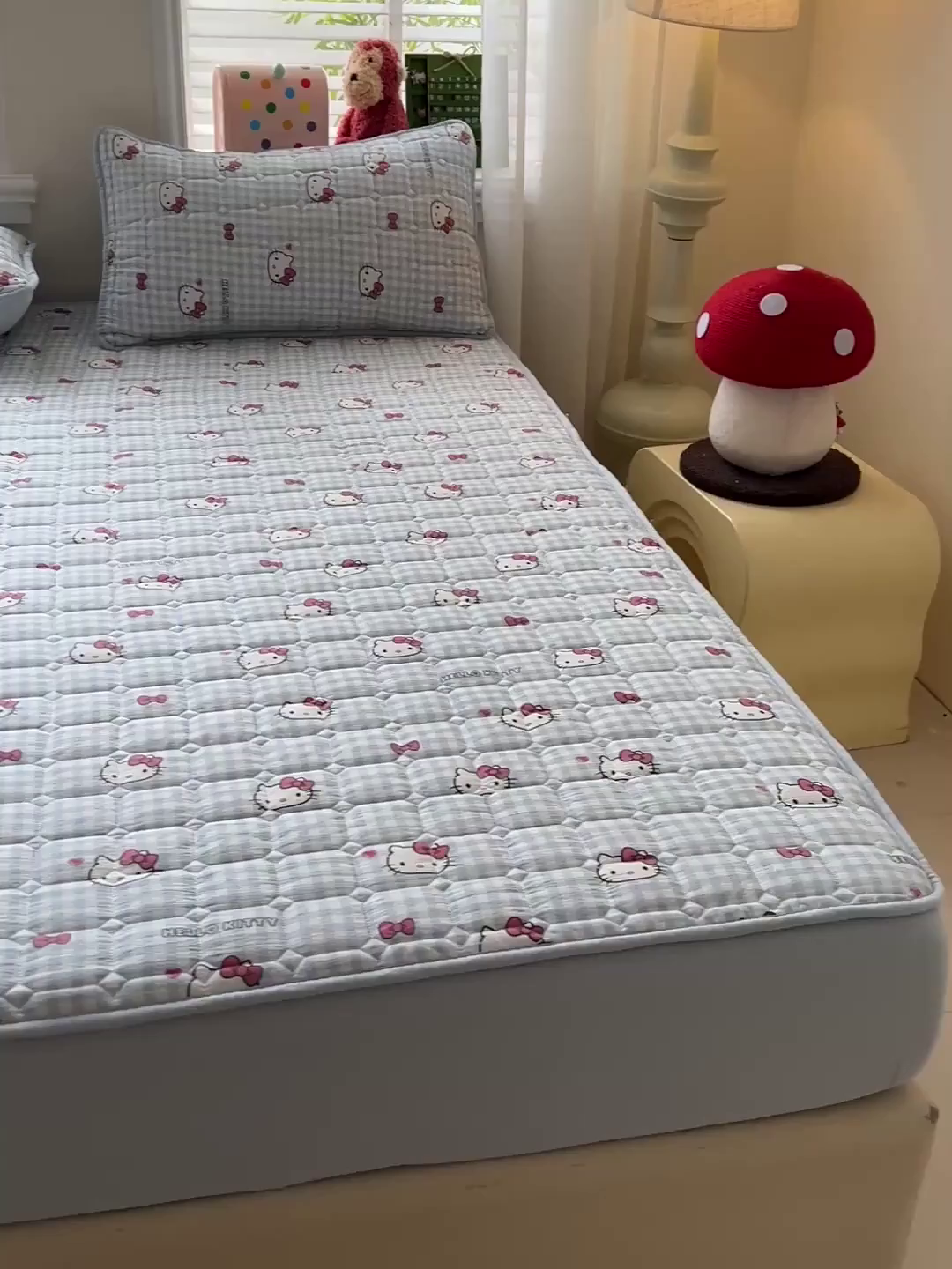 91家纺网 家纺一手货源 找家纺 星禾优选 2025新款三丽鸥云感双层纱夹棉床笠系列-大床款 床笠款-胡须蓝kt