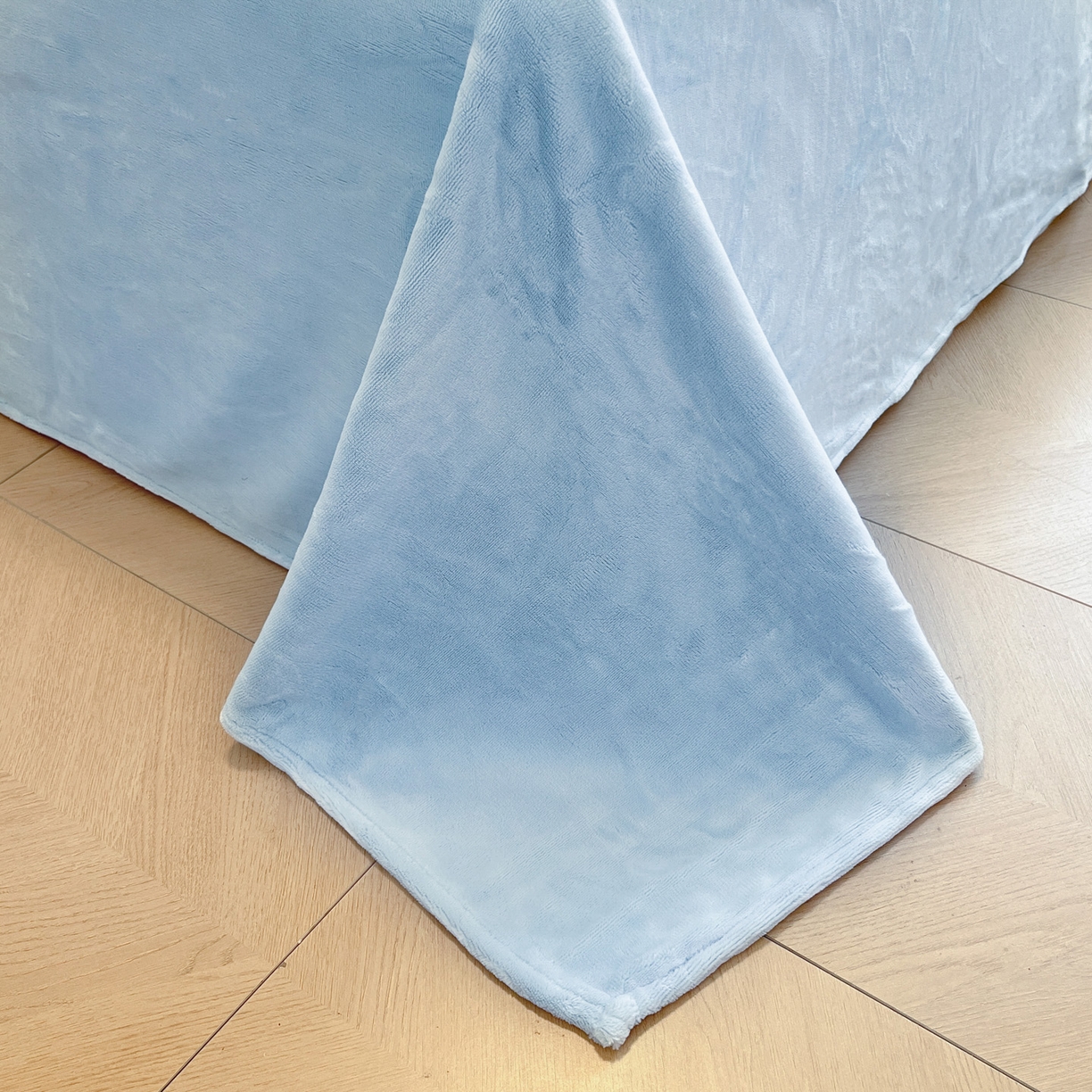 91家纺网 家纺一手货源 找家纺 （总）如一 2025新款200克缸染高克重精绣牛奶绒四件套