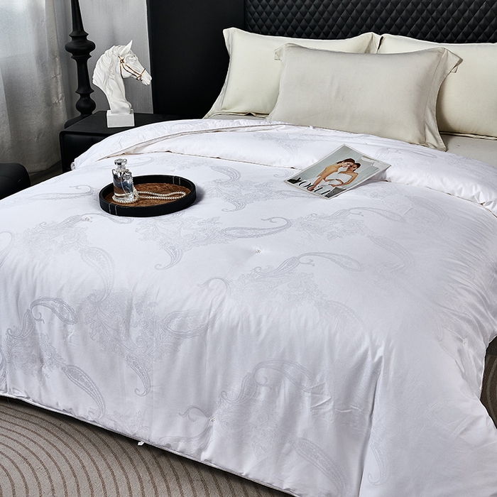 91家纺网 家纺一手货源 找家纺 蚕云阁蚕丝家居 2025新款舒适保暖被子被芯-英伦之曲 英伦之曲-白色双宫桑蚕丝