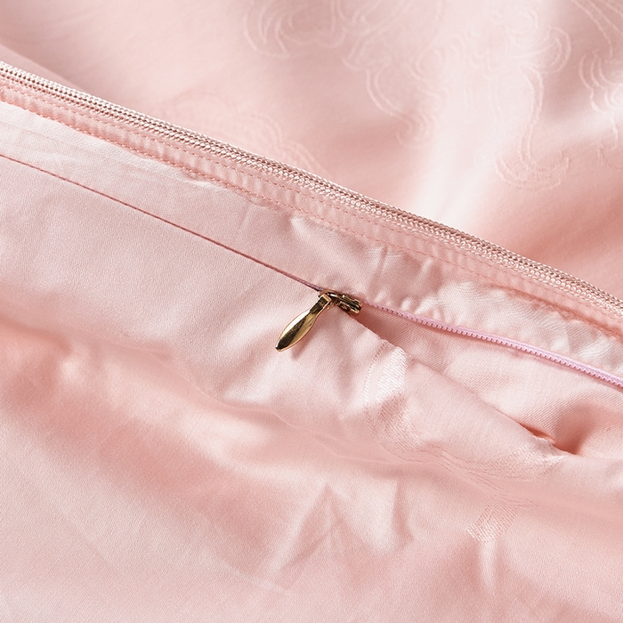 91家纺网 家纺一手货源 找家纺 蚕云阁蚕丝家居 2025新款舒适保暖被子被芯-英伦之曲 英伦之曲-粉色双宫桑蚕丝