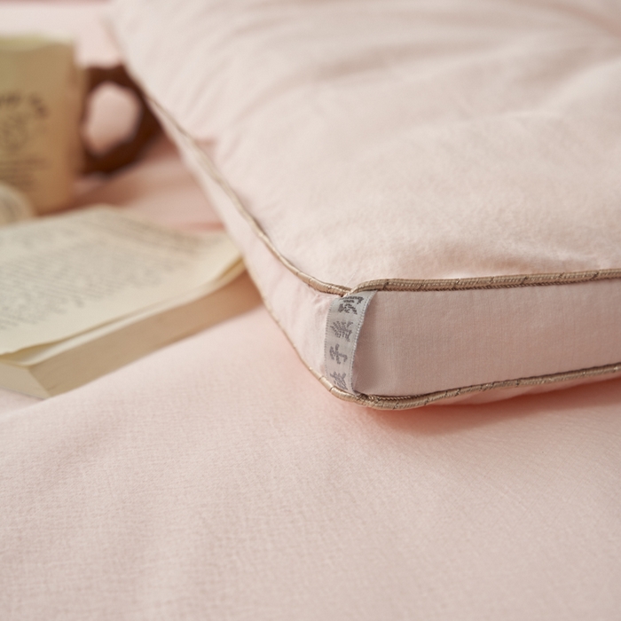 91家纺网 家纺一手货源 找家纺 蓝雀翎 2025新款木棉提花蚕蛹蛋白被子被芯 粉色