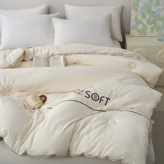 91家纺网 家纺一手货源 找家纺 蓝雀翎 2025新款木棉提花蚕蛹蛋白被子被芯 米白