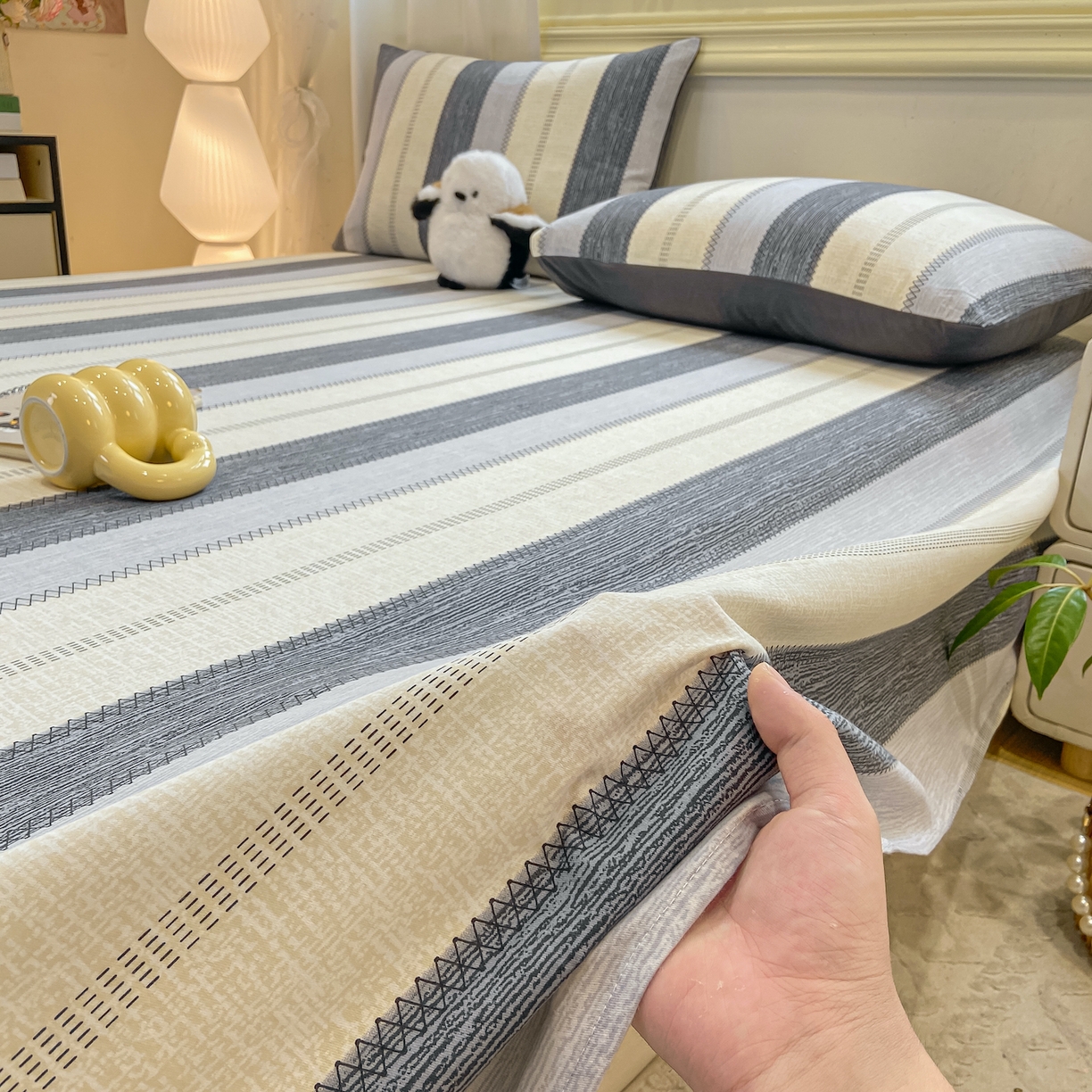 91家纺网 家纺一手货源 找家纺 灰鲸 2025新款全棉纯棉磨毛单床单 格律-灰