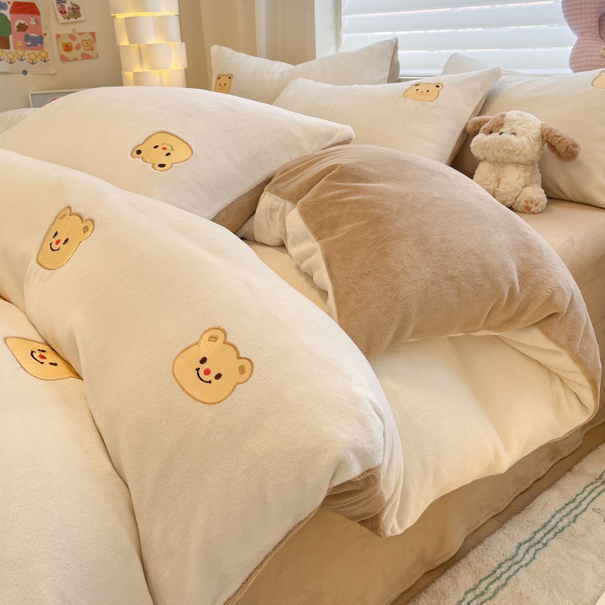 如一 2025新款200克缸染高克重精绣牛奶绒四件套 绒-奶油熊-白咖