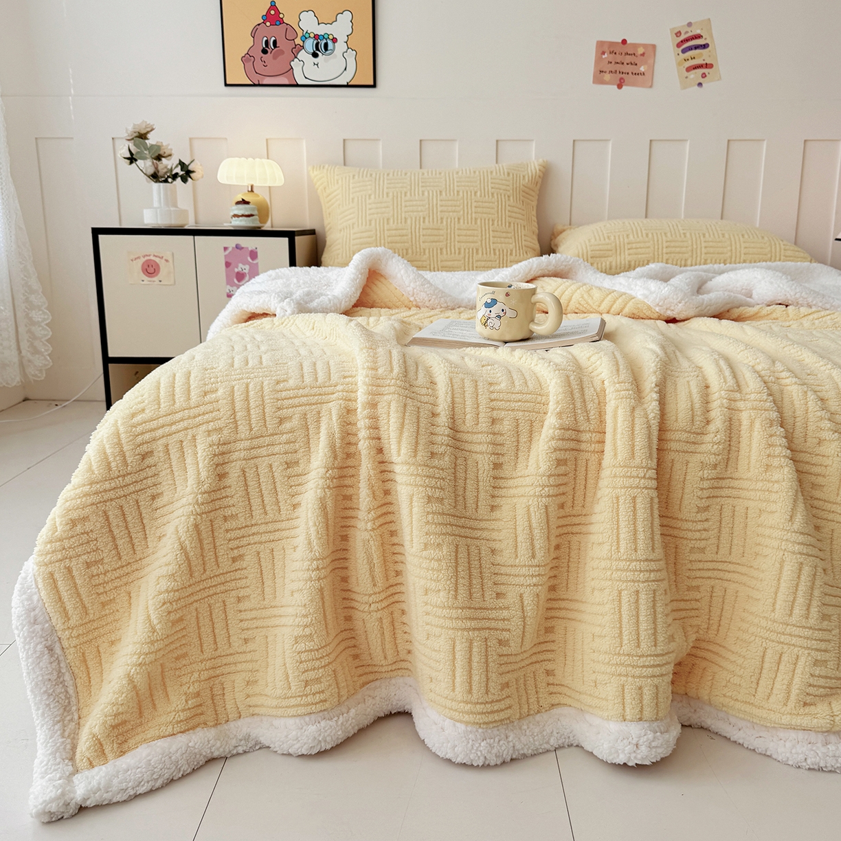 91家纺网 家纺一手货源 找家纺 牛魔王家居 2025新款华夫格提花双面绒毛毯羊羔绒毯子外贸跨境专供 绒毯系列-米黄