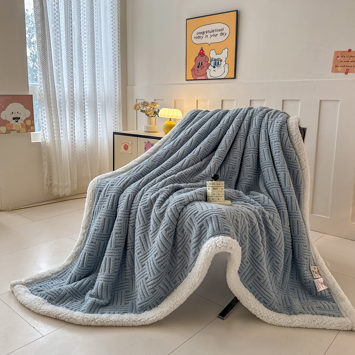 91家纺网 家纺一手货源 找家纺 牛魔王家居 2025新款华夫格提花双面绒毛毯羊羔绒毯子外贸跨境专供 绒毯系列-雾霾灰