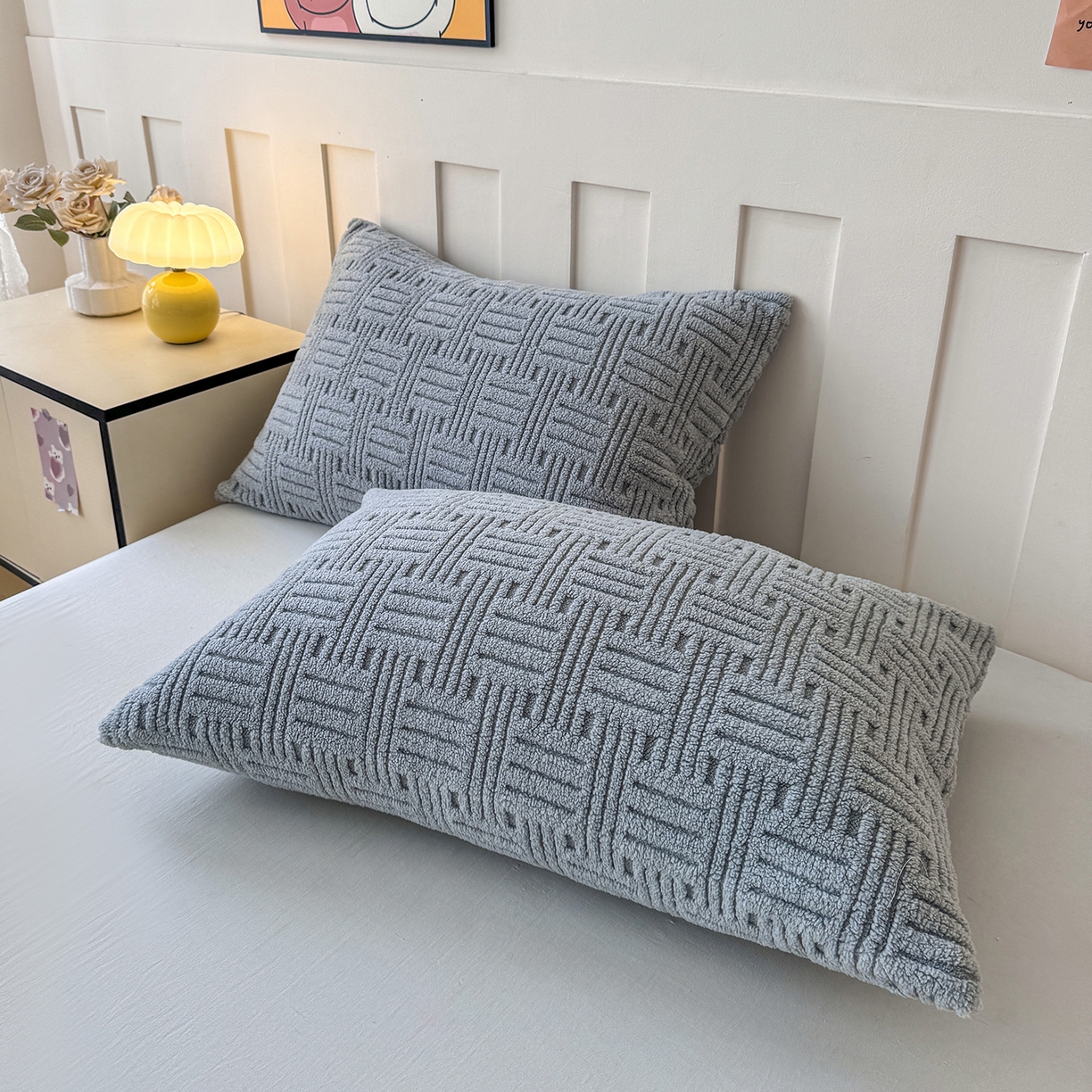 91家纺网 家纺一手货源 找家纺 牛魔王家居 2025新款华夫格提花双面绒毛毯羊羔绒毯子外贸跨境专供 绒毯系列-雾霾灰