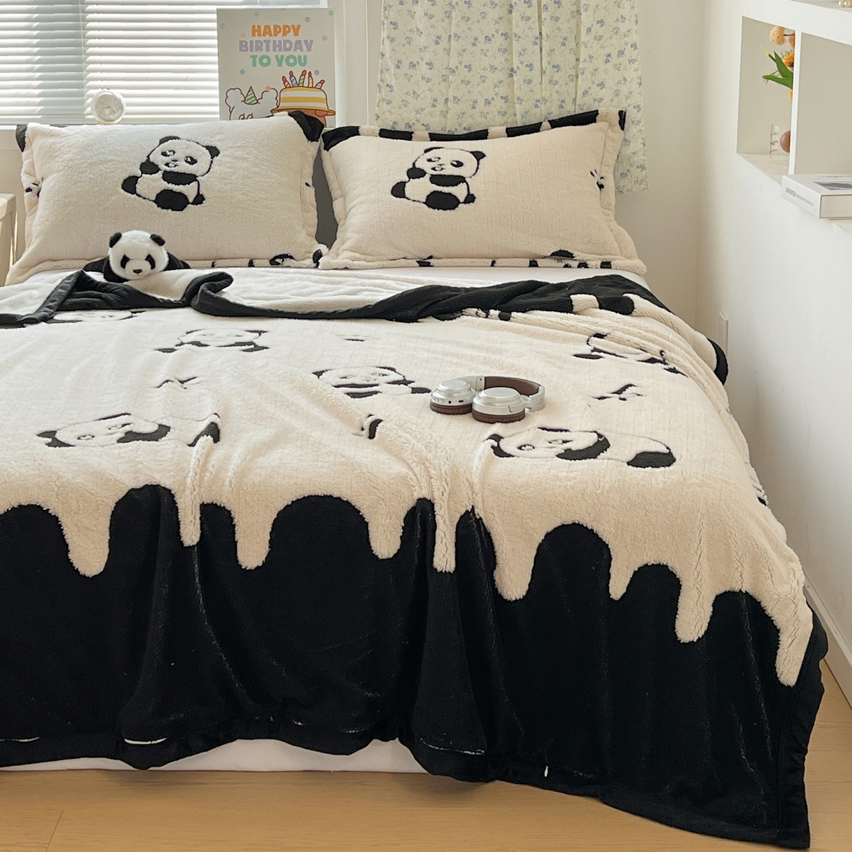 91家纺网 家纺一手货源 找家纺 寐居家纺 2025新款A类多功能北极绒毛毯 可爱萌熊