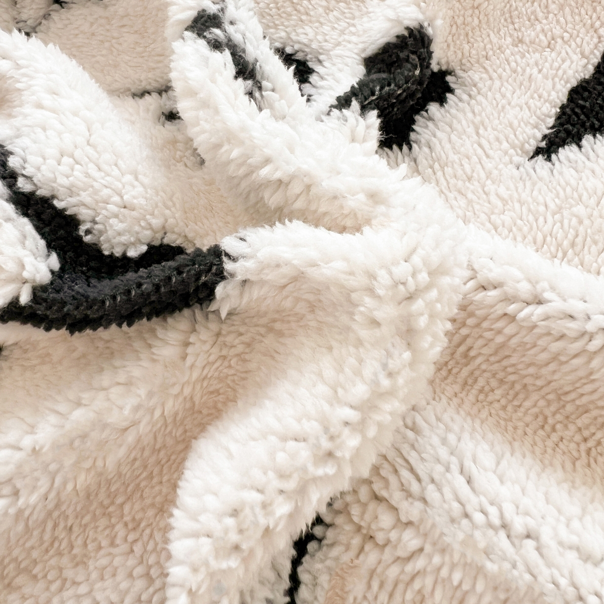 91家纺网 家纺一手货源 找家纺 寐居家纺 2025新款A类多功能北极绒毛毯 山野暮色