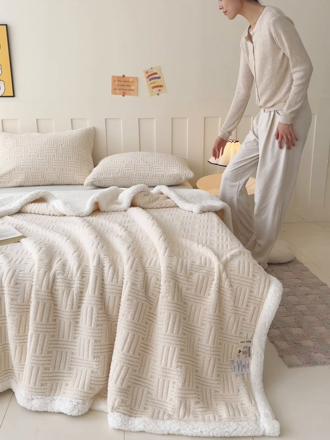 91家纺网 家纺一手货源 找家纺 牛魔王家居 2025新款华夫格提花双面绒毛毯羊羔绒毯子外贸跨境专供 绒毯系列-奶白