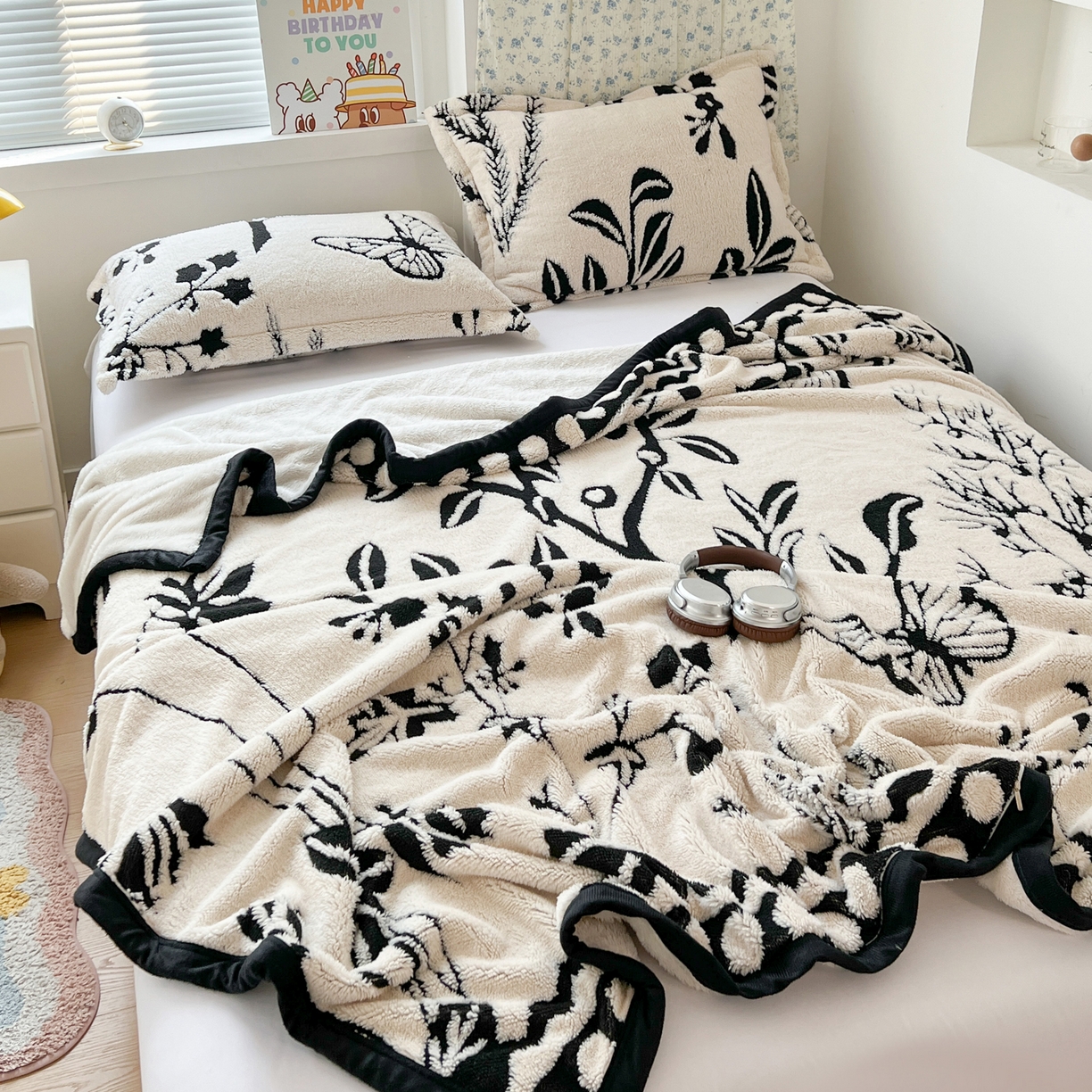 91家纺网 家纺一手货源 找家纺 寐居家纺 2025新款A类多功能北极绒毛毯 山野暮色