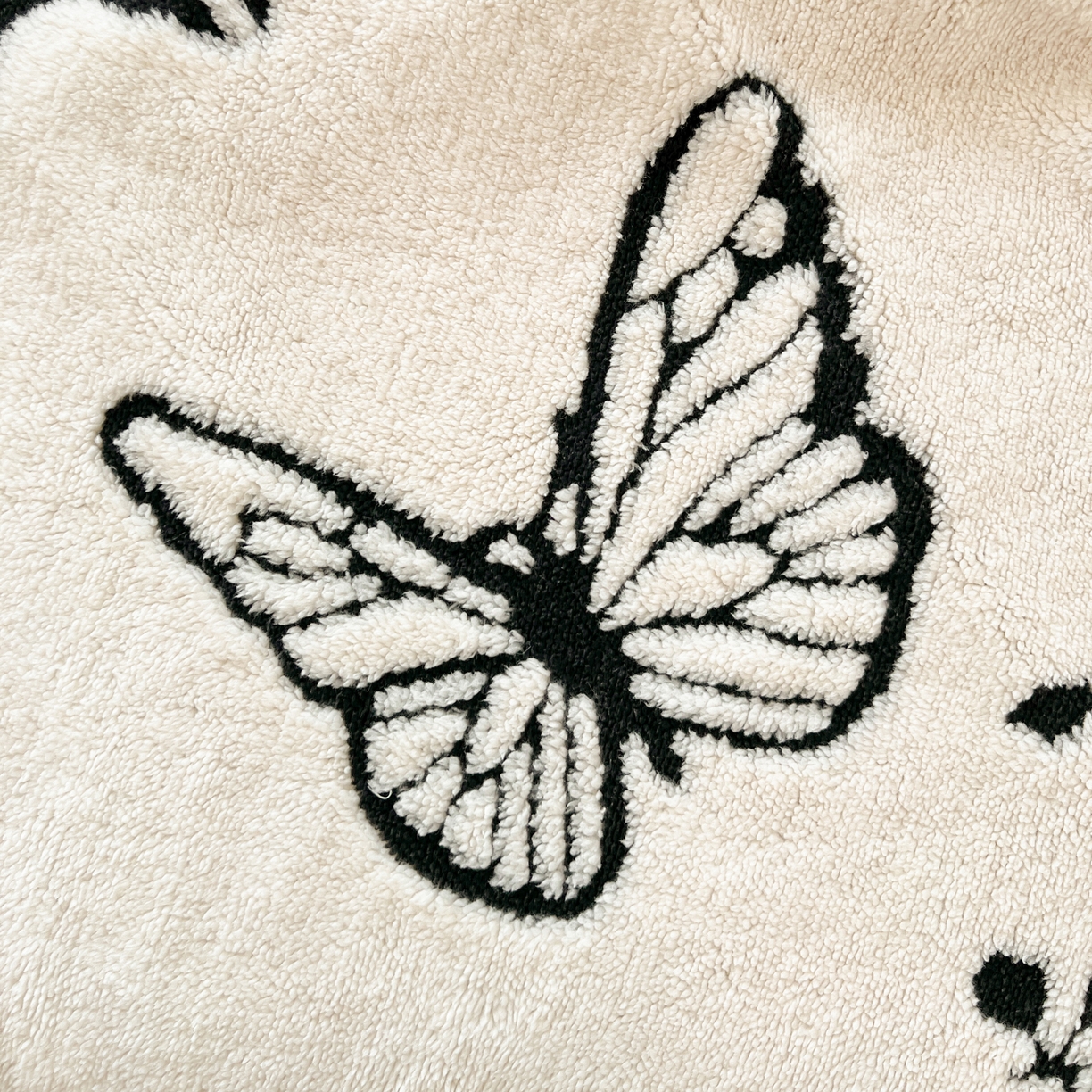 91家纺网 家纺一手货源 找家纺 寐居家纺 2025新款A类多功能北极绒毛毯 山野暮色