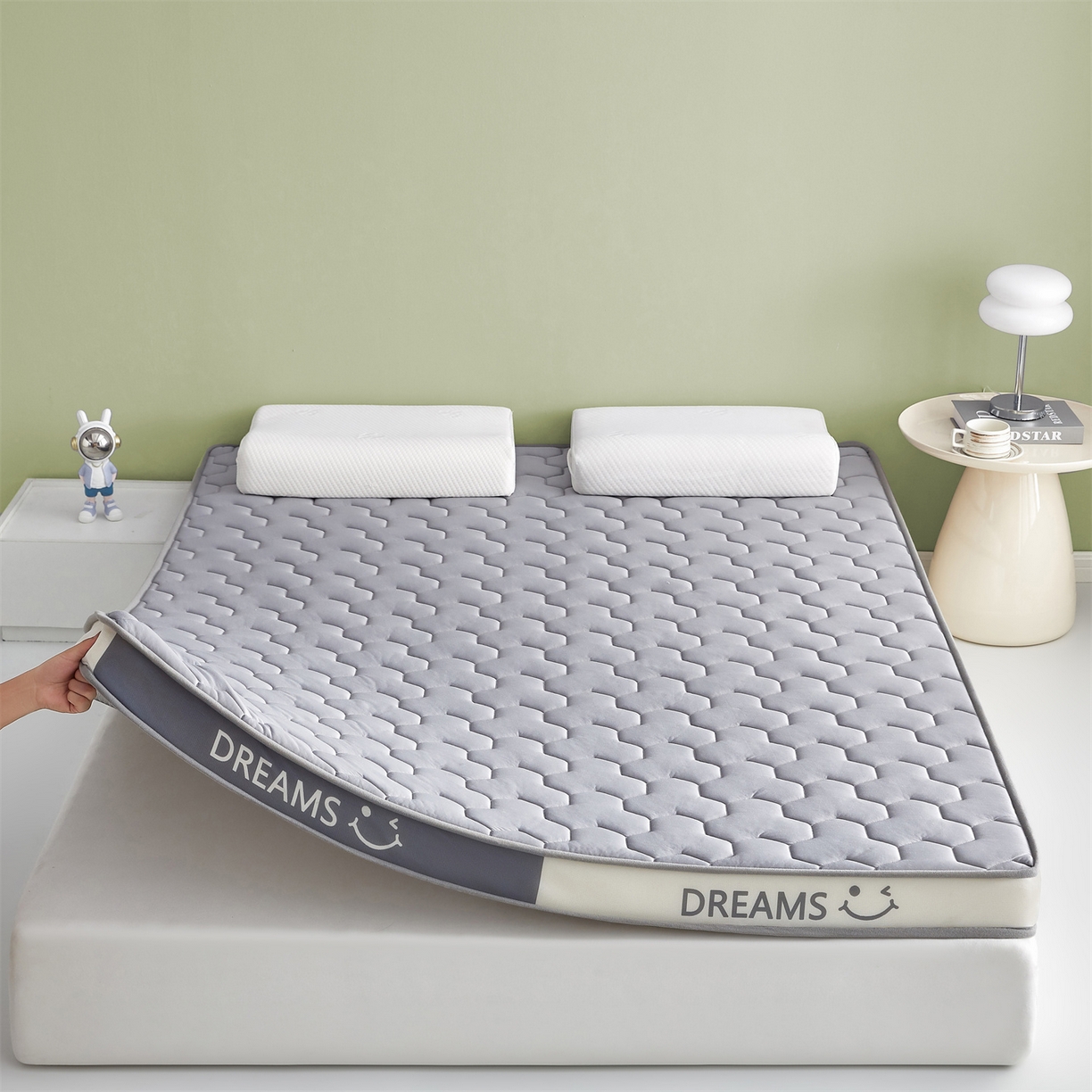 91家纺网 家纺一手货源 找家纺 （总）布卢姆床垫 2025新款A类针织乳胶立体记忆海绵床垫成人款-微笑