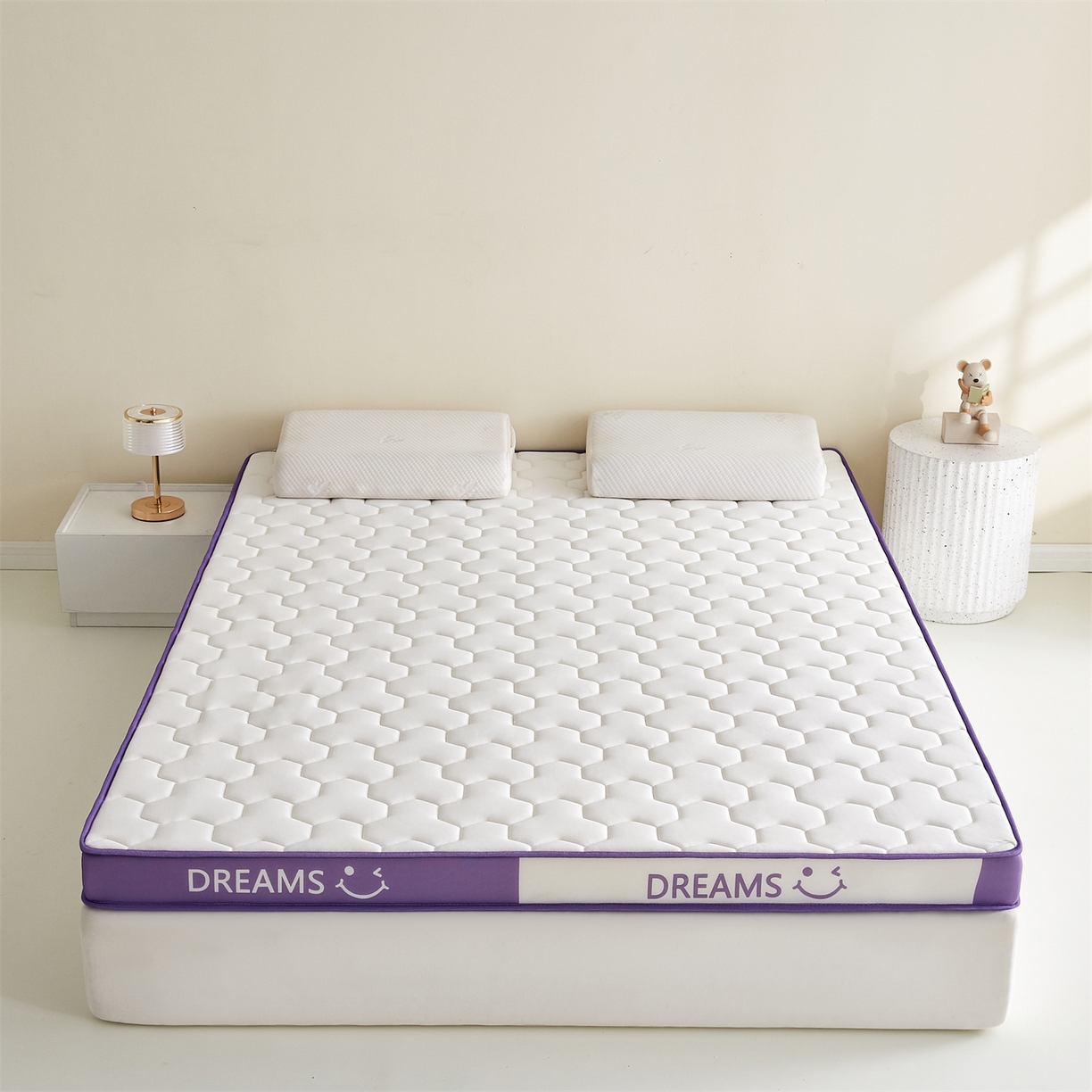 91家纺网 家纺一手货源 找家纺 布卢姆床垫 2025新款A类针织乳胶立体记忆海绵床垫成人款-微笑 微笑-白紫