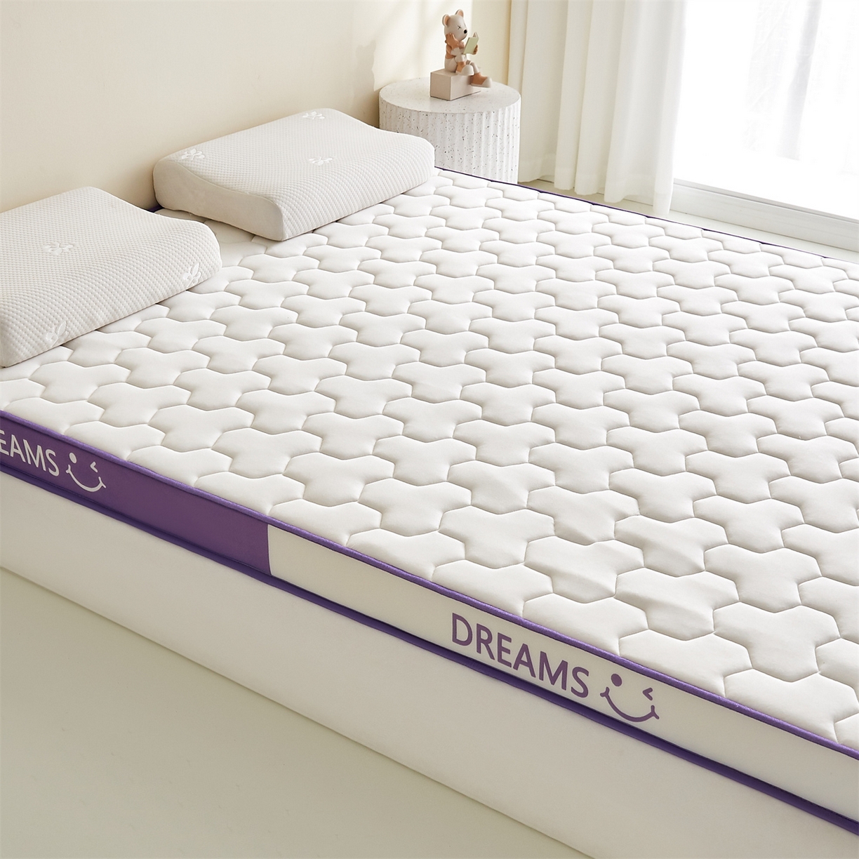 91家纺网 家纺一手货源 找家纺 布卢姆床垫 2025新款A类针织乳胶立体记忆海绵床垫成人款-微笑 微笑-白紫