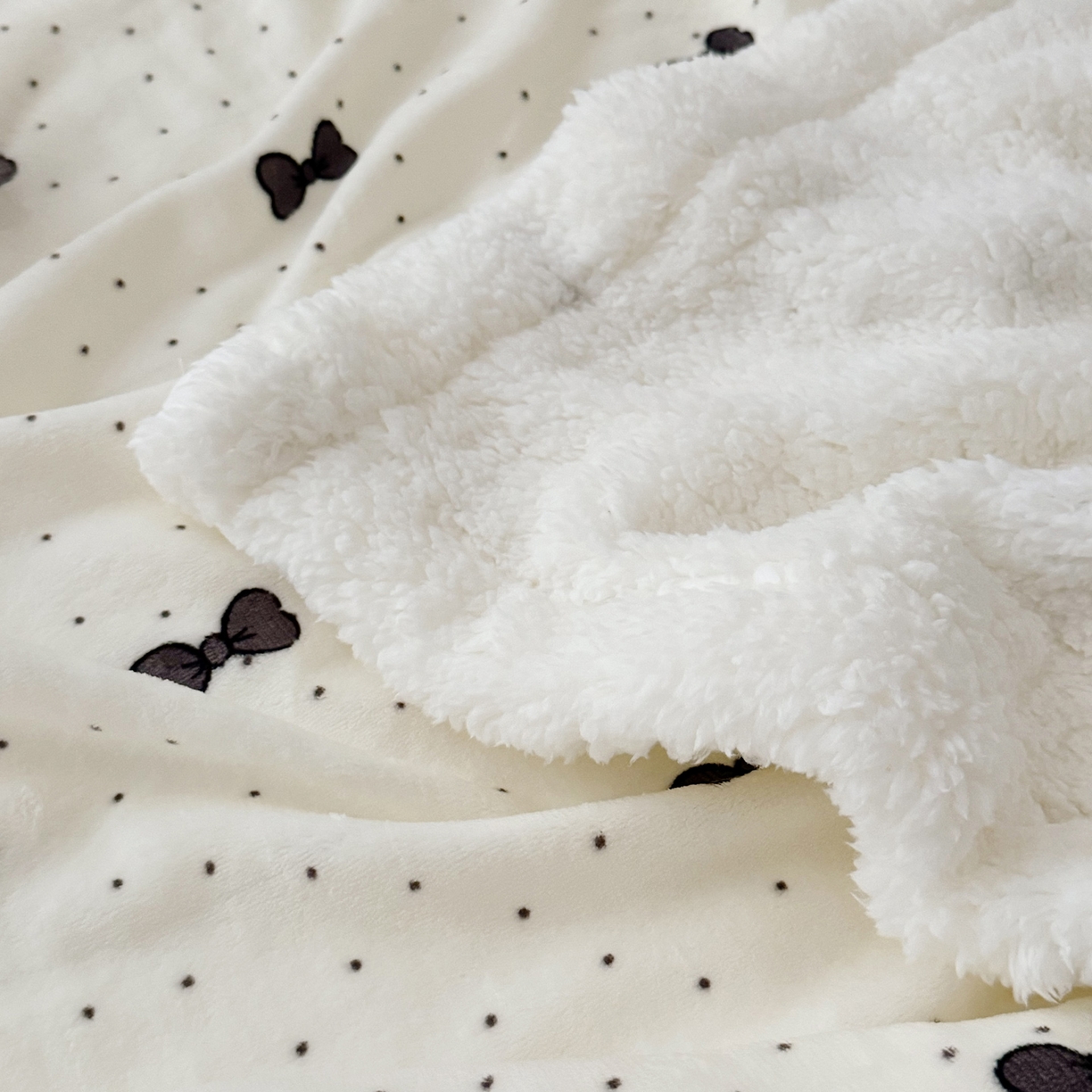 91家纺网 家纺一手货源 找家纺 （总）寐居家纺 2025新款牛奶绒卡通毛毯系列