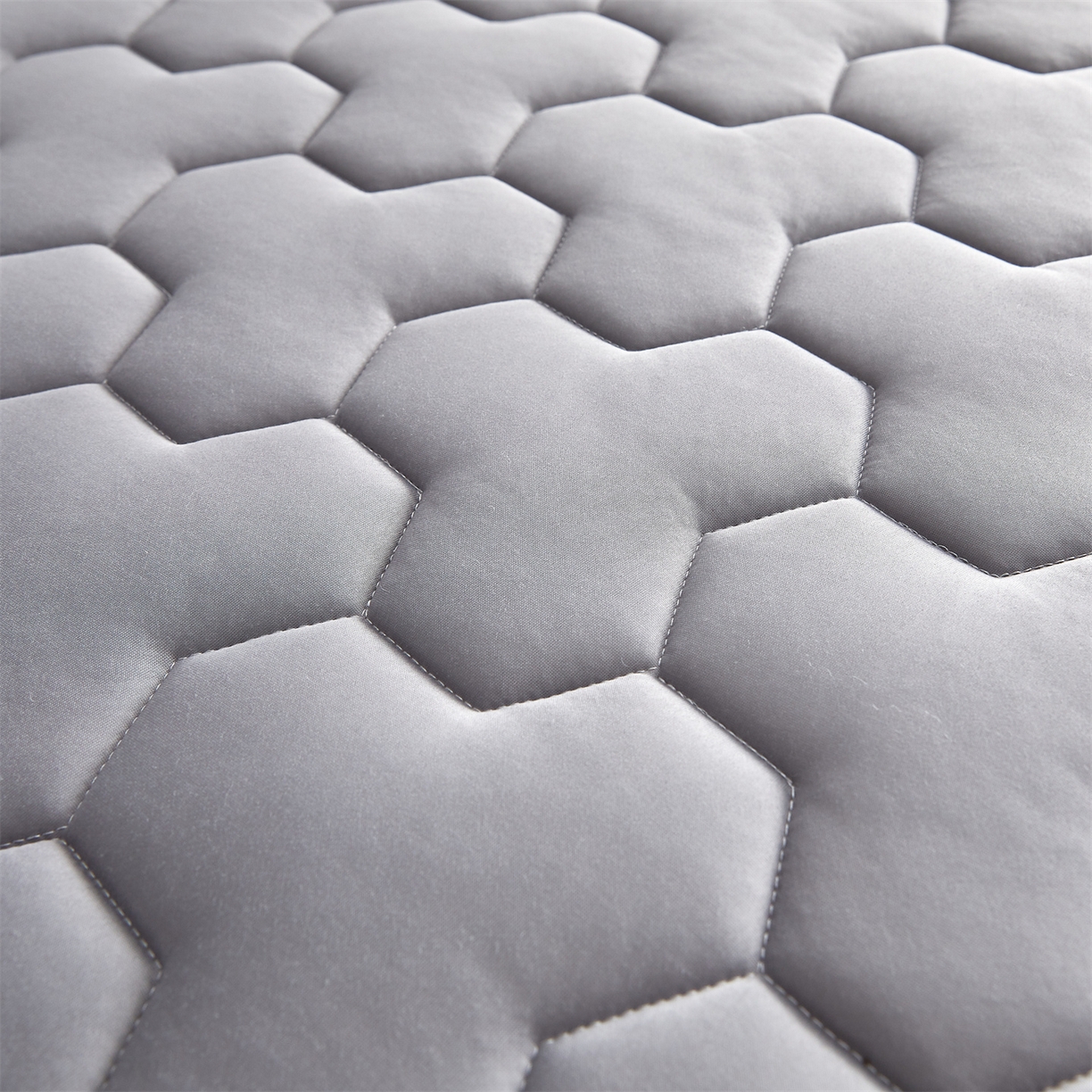 91家纺网 家纺一手货源 找家纺 布卢姆床垫 2025新款A类针织乳胶立体记忆海绵床垫成人款-微笑 微笑-灰