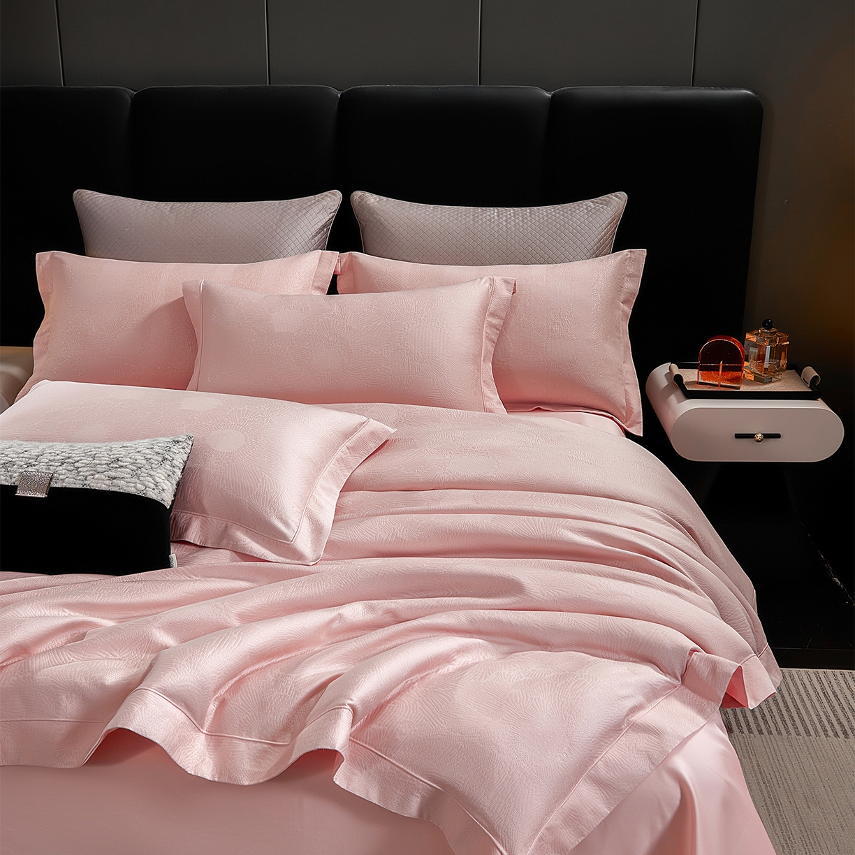 91家纺网 家纺一手货源 找家纺 元元家居（元元被业） 2025新款百支全棉高精密厚织系列四件套-恬蕴系列 恬蕴-樱花粉