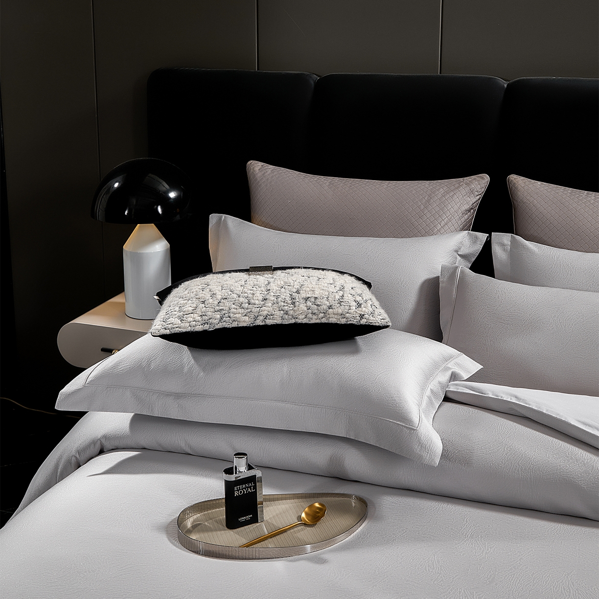 91家纺网 家纺一手货源 找家纺 元元家居（元元被业） 2025新款百支全棉高精密厚织系列四件套-恬蕴系列 恬蕴-远山灰