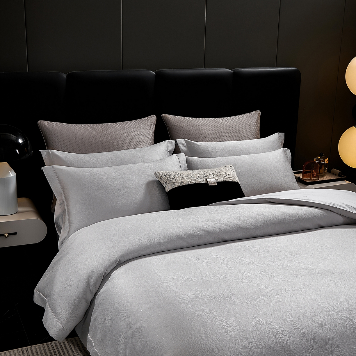 91家纺网 家纺一手货源 找家纺 元元家居（元元被业） 2025新款百支全棉高精密厚织系列四件套-恬蕴系列 恬蕴-远山灰