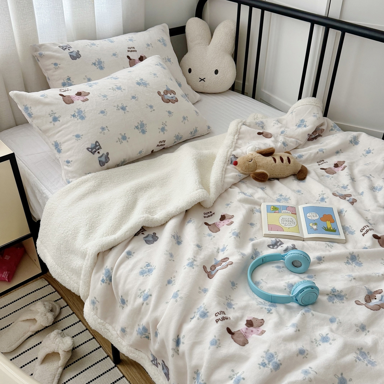 91家纺网 家纺一手货源 找家纺 寐居家纺 2025新款牛奶绒卡通毛毯系列 狗狗乐园