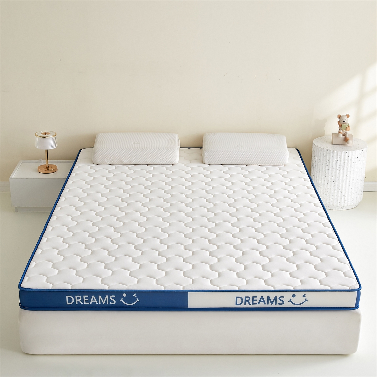 91家纺网 家纺一手货源 找家纺 （总）布卢姆床垫 2025新款A类针织乳胶立体记忆海绵床垫成人款-微笑