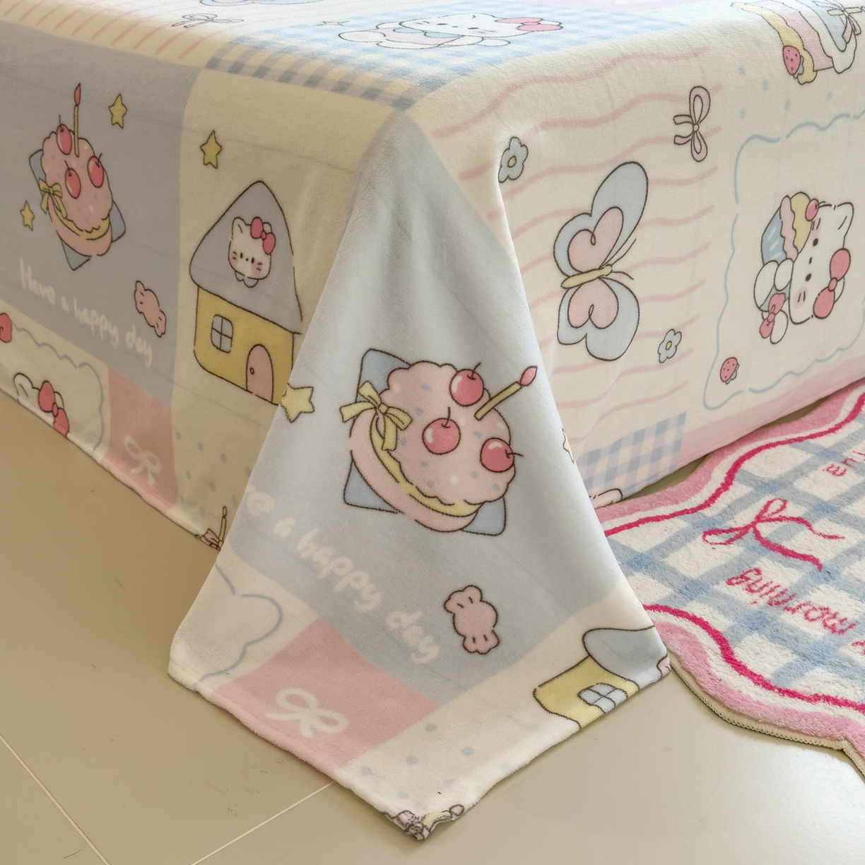 91家纺网 家纺一手货源 找家纺 摩妮卡 2025新款卡通牛奶绒刺绣四件套系列 猫咪甜心店