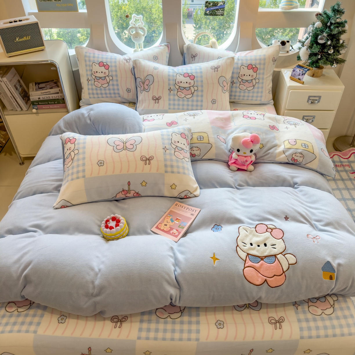 91家纺网 家纺一手货源 找家纺 摩妮卡 2025新款卡通牛奶绒刺绣四件套系列 猫咪甜心店