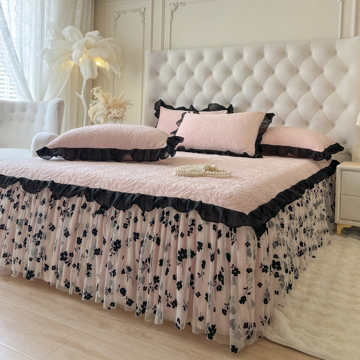 91家纺网 家纺一手货源 找家纺 恋尚 2025新款牛奶绒可妮露系列床裙四件套（控价285起） 可妮露-清新粉