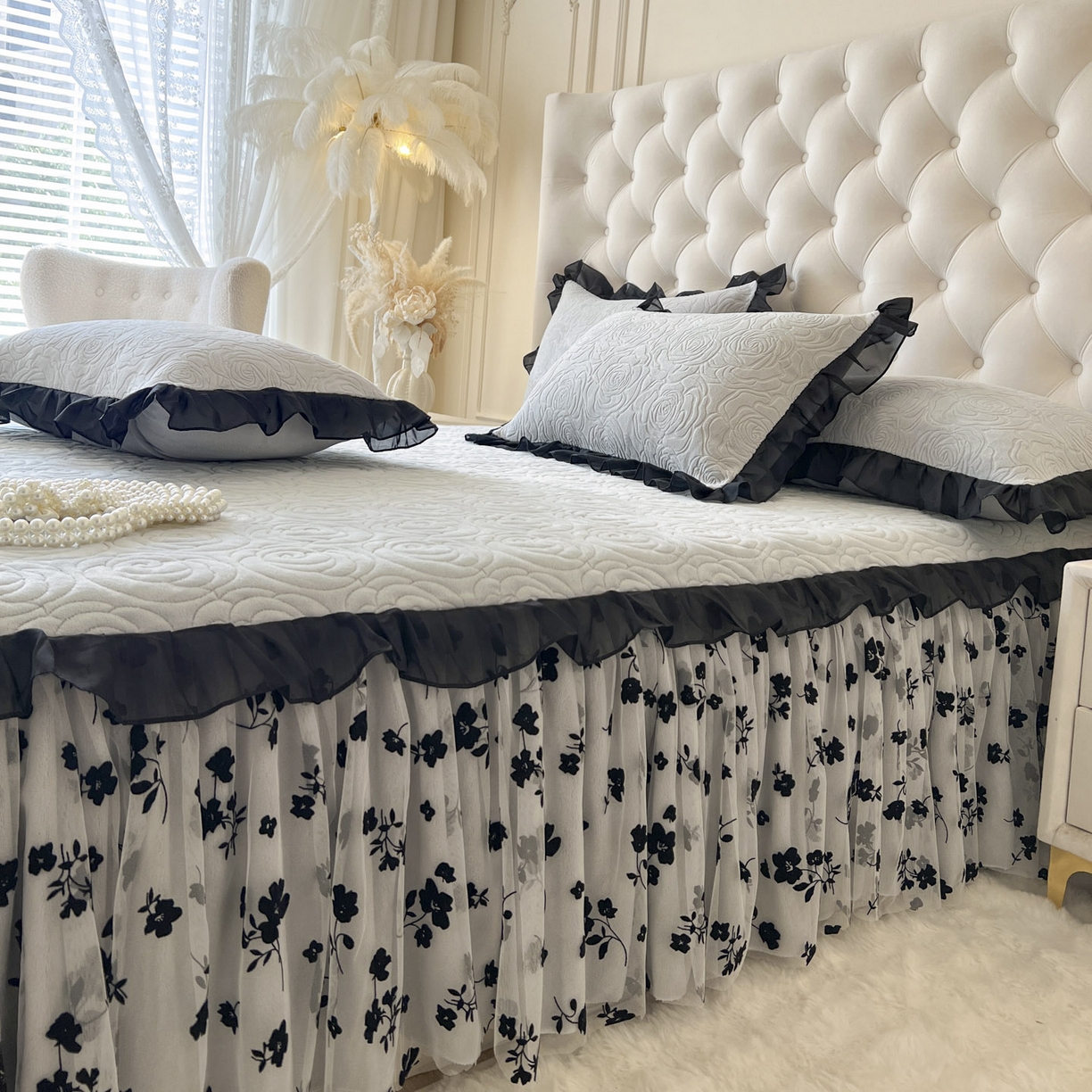 91家纺网 家纺一手货源 找家纺 恋尚 2025新款牛奶绒可妮露系列床裙四件套（控价285起） 可妮露-椰蓉灰