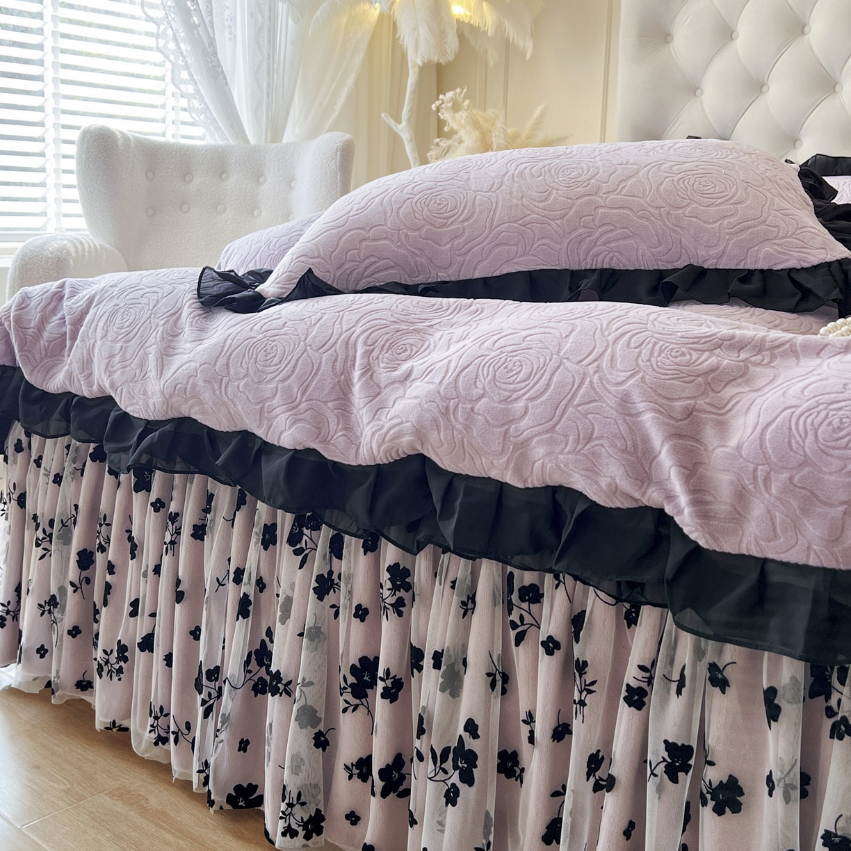 91家纺网 家纺一手货源 找家纺 恋尚 2025新款牛奶绒可妮露系列床裙四件套（控价285起） 可妮露-香芋紫