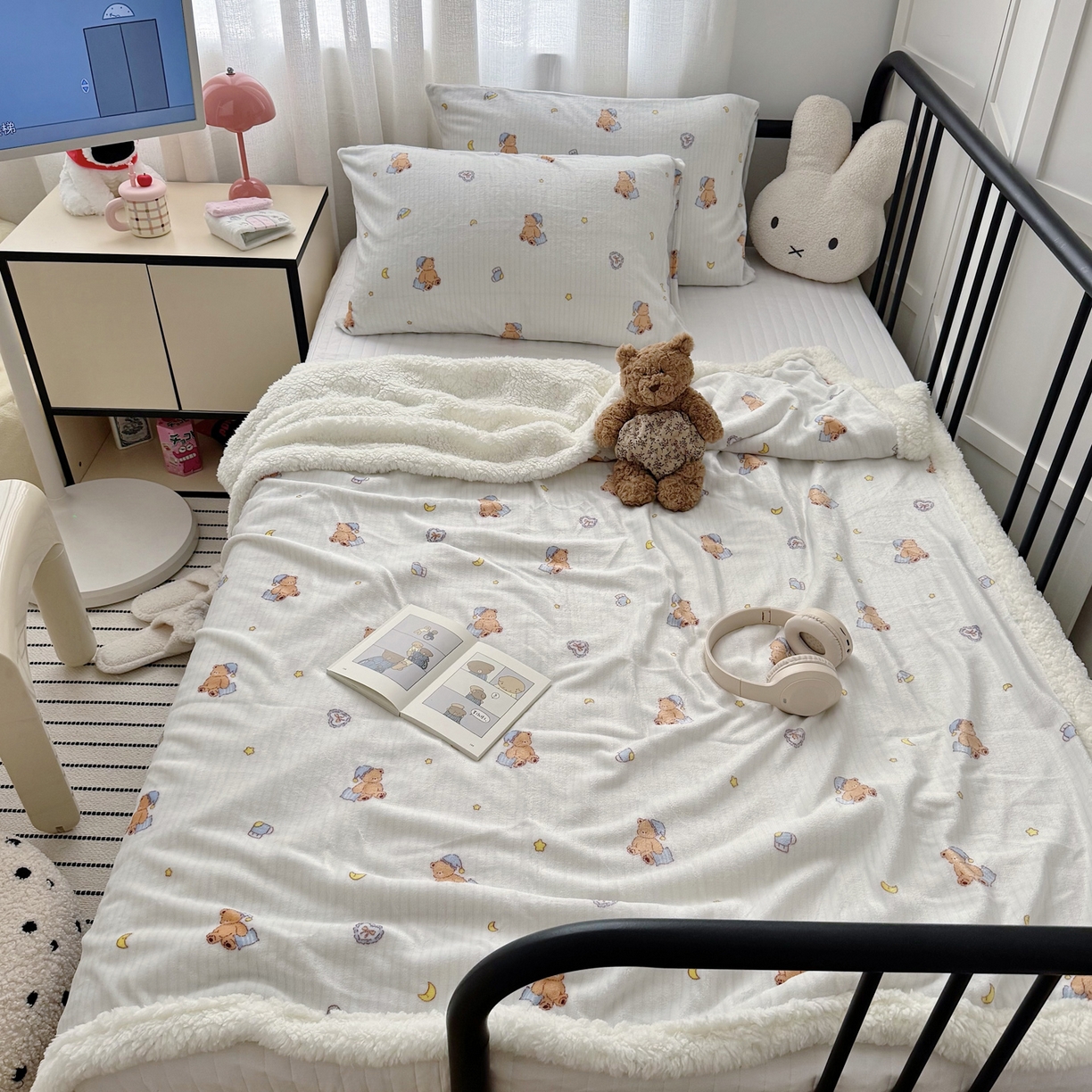 91家纺网 家纺一手货源 找家纺 寐居家纺 2025新款牛奶绒卡通毛毯系列 晚安熊