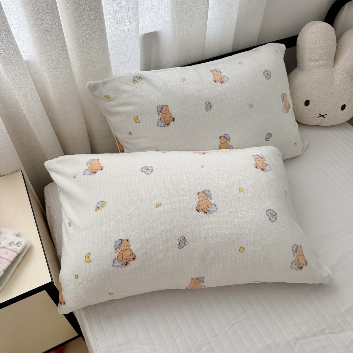 91家纺网 家纺一手货源 找家纺 寐居家纺 2025新款牛奶绒卡通毛毯系列 晚安熊